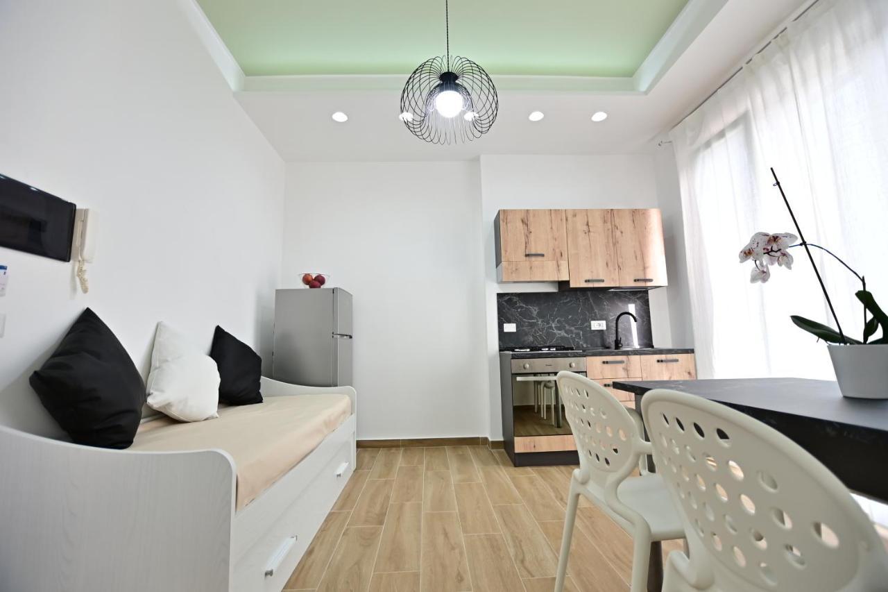 Kore Suites&Apartments Locri Exterior foto